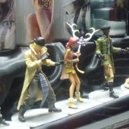 【TGS2009】250GBのHDDを搭載!『FFXIII』限定モデルのPS3を展示、エリクサーのデザイン缶も公開