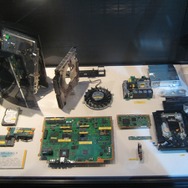 【TGS2009】PS3が薄く小さくなる歴史も紹介～主催者企画「ゲーム科学博物館」