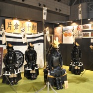【TGS2009】戦国武将の兜にみんな釘付け～歴史ゲームが大人気