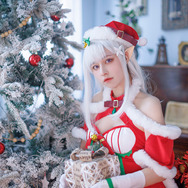 エミリア（クリスマスver.）『Re:ゼロから始める異世界生活』／モデル：兎子焼