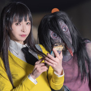 『見える子ちゃん』四谷みこ、イケメンに憑くオバケ／モデル：まゆろん、No.K(ナンバケ)