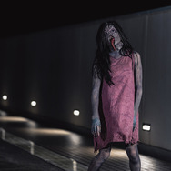 『見える子ちゃん』四谷みこ、イケメンに憑くオバケ／モデル：まゆろん、No.K(ナンバケ)