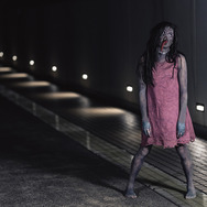 『見える子ちゃん』四谷みこ、イケメンに憑くオバケ／モデル：まゆろん、No.K(ナンバケ)