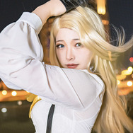 ヴィオレッタ・ノワール『コンパス戦闘摂理解析システム』／モデル：ななみ、撮影：乃木章