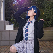 イチゴ『ダーリン・イン・ザ・フランキス』／モデル：りんご茶ん、撮影：tama