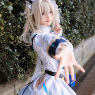 バーバラ『原神』／モデル：山田叶夢、撮影：乃木章