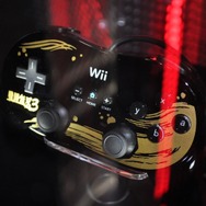 【TGS2009】『戦国無双3』オリジナルのクラシックコントローラーPROを間近でチェック