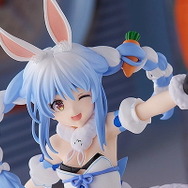 今にも「こんぺこ!」と聞こえてきそうな愛らしさ!「兎田ぺこら」新作フィギュア、予約開始