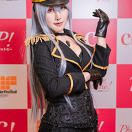 ブラックロベリア『その着せ替え人形は恋をする』／モデル：鳥海かう、撮影：tama