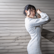 「不軌不軌」チャイナドレス／モデル：KAPI、撮影：乃木章