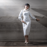 「不軌不軌」チャイナドレス／モデル：KAPI、撮影：乃木章