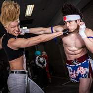 『ザ・キング・オブ・ファイターズ』二階堂紅丸／モデル：AKIHITO、ジョー・ヒガシ／デレゴリ／撮影：乃木章