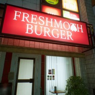 『Ghostwire: Tokyo』の看板が超リアル…！ よく見ると「きさらぎ駅」まで混じってる！？