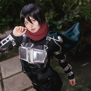 ミカサ・アッカーマン『進撃の巨人』／モデル：凸守たかね