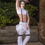 岸辺露伴『ジョジョの奇妙な冒険』／モデル：AKIHITO