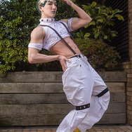 岸辺露伴『ジョジョの奇妙な冒険』／モデル：AKIHITO