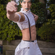 岸辺露伴『ジョジョの奇妙な冒険』／モデル：AKIHITO