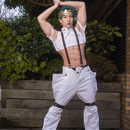 岸辺露伴『ジョジョの奇妙な冒険』／モデル：AKIHITO