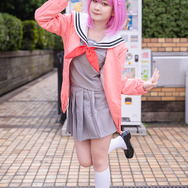 鳳えむ『プロジェクトセカイ』/モデル:紅花、撮影:tama