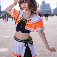 夏色まつり「ホロライブ」／モデル：山中おくら、撮影：tama