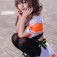 夏色まつり「ホロライブ」／モデル：山中おくら、撮影：tama