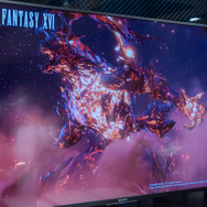 ユニクロ「FF35周年UT」コラボ、フォトレポート！限定の「コンプリートボックス」や『FF7R』でクラウドが乗ったバイク原寸展示まで