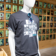 ユニクロ「FF35周年UT」コラボ、フォトレポート！限定の「コンプリートボックス」や『FF7R』でクラウドが乗ったバイク原寸展示まで