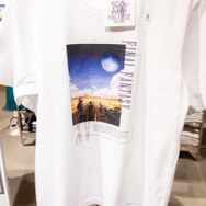 ユニクロ「FF35周年UT」コラボ、フォトレポート！限定の「コンプリートボックス」や『FF7R』でクラウドが乗ったバイク原寸展示まで