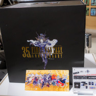 ユニクロ「FF35周年UT」コラボ、フォトレポート！限定の「コンプリートボックス」や『FF7R』でクラウドが乗ったバイク原寸展示まで