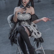 熊代（メイドver.）『アズールレーン』／モデル：@Month-月一 、撮影：鸭梨_ARIA