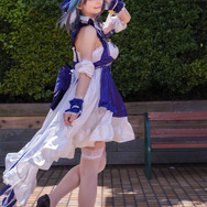 チェシャー『アズールレーン』／モデル：猫野みひろ、撮影：tama