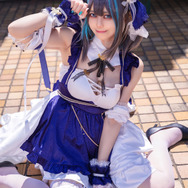 チェシャー『アズールレーン』／モデル：猫野みひろ、撮影：tama