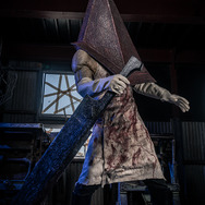 三角様/モデル:fussy