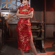 フェンミン／モデル：花宮いのり、撮影：乃木章