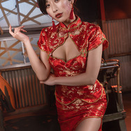 フェンミン／モデル：花宮いのり、撮影：乃木章