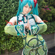 初音ミク／モデル：つなめる、撮影：乃木章