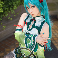 初音ミク／モデル：つなめる、撮影：乃木章