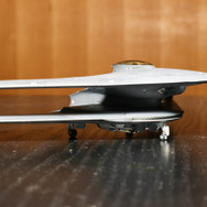 『エースコンバット』コトブキヤ1/144「X-49 ナイトレーベン」プラモデルレビュー!巨大で特異なフォルムを体感出来る魅惑のキットで「挟まっちまった」も試した