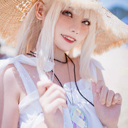 海辺のネコ／モデル：横川是川崽