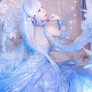 エミリア（クリスタルドレスver.）『Re:ゼロから始める異世界生活』／モデル：止水