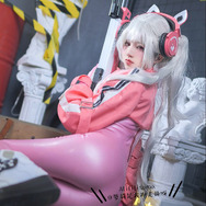 alice『勝利の女神：NIKKE』／モデル：萝莉