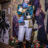 傭兵ナワーブ（チェシャ猫の衣装）／女将