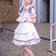 健屋花那「にじさんじ」／モデル：亜玖、撮影：tama