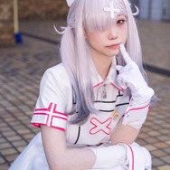 健屋花那「にじさんじ」／モデル：亜玖、撮影：tama