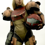 『メトロイド』のコスプレイヤーがドイツの広告に登場