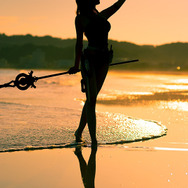 スカイフレア『アークナイツ』／モデル：まゆろん、撮影：Toumi（@Toumi_pi）