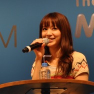 【東京モーターショー2009】鈴木亜美、トヨタ「X“202”」とのコラボレーション曲を披露