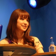 【東京モーターショー2009】鈴木亜美、トヨタ「X“202”」とのコラボレーション曲を披露