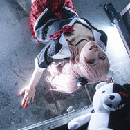 江ノ島盾子『ダンガンロンパ』/モデル:六二二、撮影:教主Shadow(Weibo:@教主Shadow)