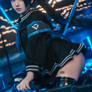 「BLUE」（Solarain×Asagon.プレゼンツ、オリジナルフィギュアシリーズ「Colors:カラーズ」第一弾）／梨梨Nashiko